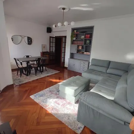 Piso Con Terraza Y Zonas Verdes * Torres (Cantabria)