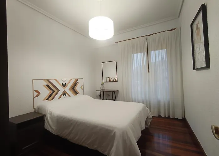 Piso Con Terraza Y Zonas Verdes Апартаменты *